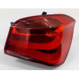 Lanterna Traseira Direita Bmw 120i 2016 Original  Direito Vermelho
