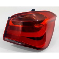 Lanterna Traseira Direita Bmw 120i 2016 Original  Direito Vermelho