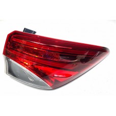 Lanterna Traseira Direita Toyota Sw4 Srx 2016/2020 Original Direito Vermelho