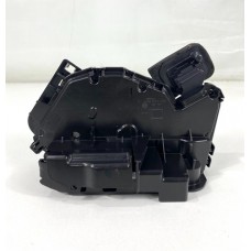 Fechadura Porta Traseira Direita Vw Jetta Gli 2022 Original