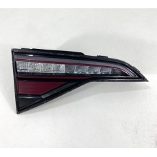 Lanterna Esq Tampa Tras Vw Jetta Gli 2022 Original (detalhe) Esquerdo/motorista Preto