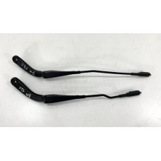 Par Braço Limpador Parabrisa Bmw 120i 2016 Original Esquerdo